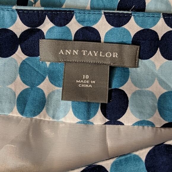 EUC Ann Taylor Polka Dot Skirt, 10 - Picture 5 of 5